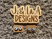 Load image into Gallery viewer, Wood Earrings