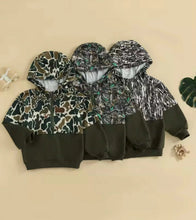 Load image into Gallery viewer, PREORDER: Kids Camo Jacket - 11/9
